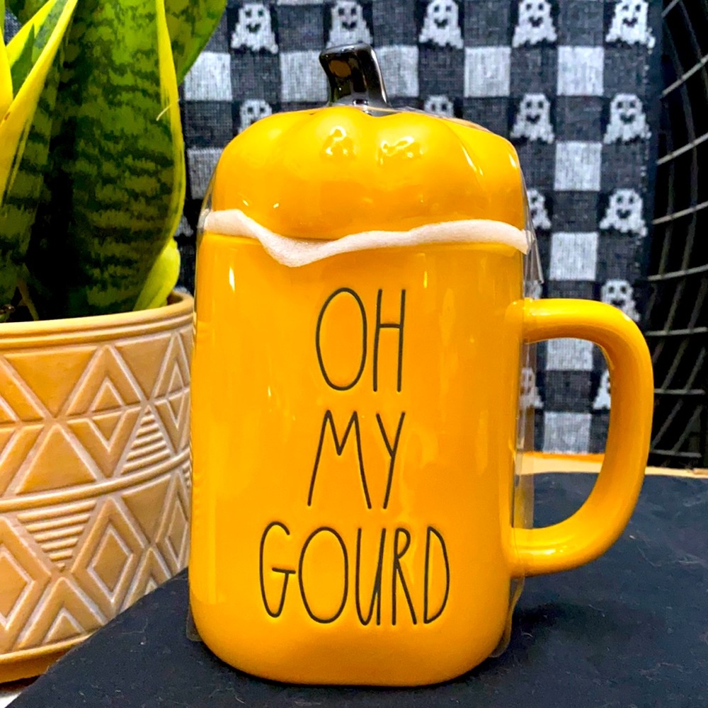 New! Rae Dunn- Oh My Gourd mug & lid.
